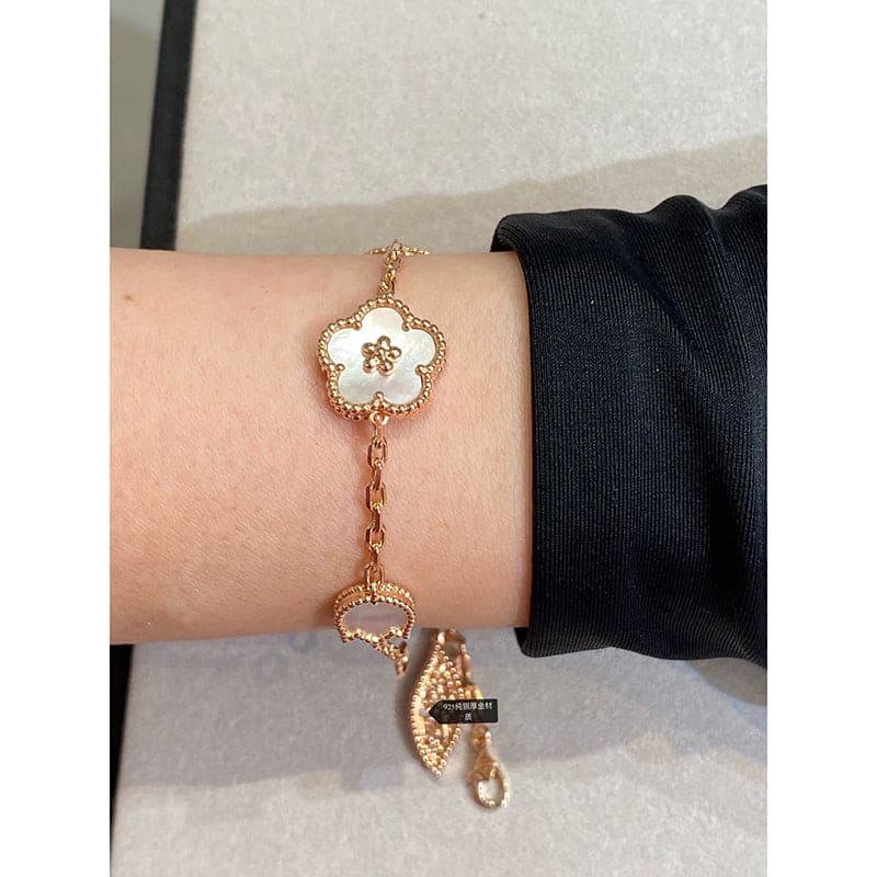 18K Lucky Spring Five Motifs Clover Bracelet