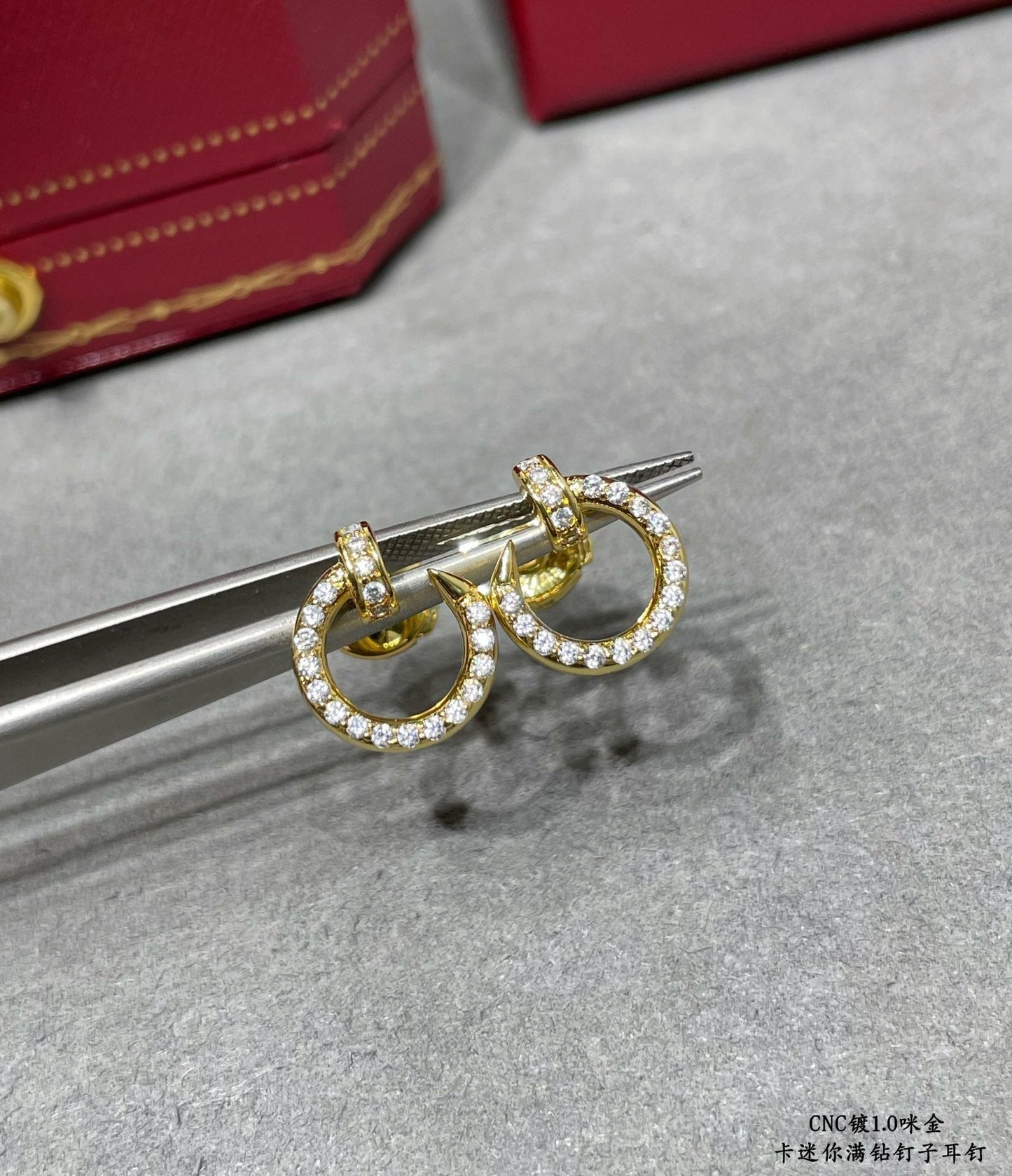 18K Juste Un Clou Diamonds Earrings