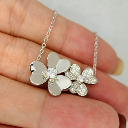 18K Frivole Clover Clover Necklace